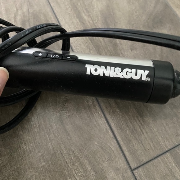 BaByliss Curling Iron - Picture 5 of 8